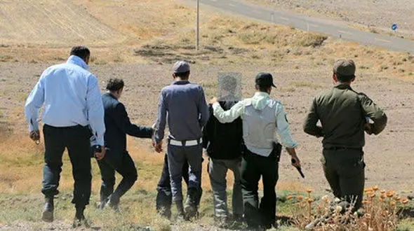 نقشه گنج این مردان آنان را به مقر پلیس برد 