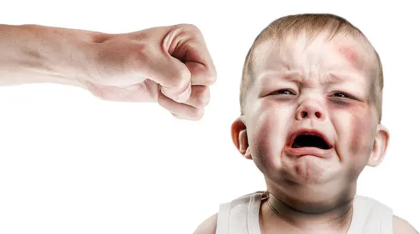 بی آبرو کردن کودک 2 ساله توسط ناپدری دیوانه / مادر قتل کودکش را فقط تماشا کرد + عکس