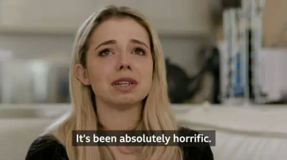 پروتز سینه جان زن جوان را به خطر انداخت + عکس