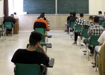 از راننده تاکسی تا استاد دانشگاه / شغل والدین برترین های کنکور امسال