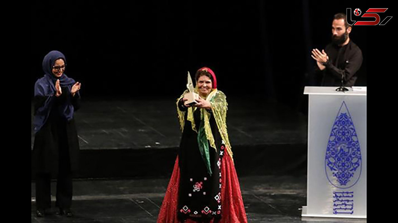 تک خوانی خواننده زن در جشنواره فجر! +عکس
