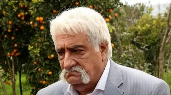 فیلم/ عصبانیت حشمت خان فردوس سریال ستایش از یک بازیگر در پشت صحنه یک فیلم / دنبالم می گشت تا منو بزنه!