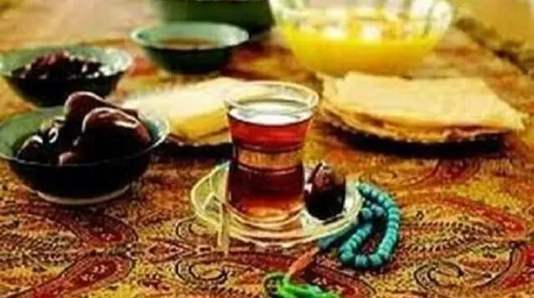راه های جلوگیری از کم آبی و اضافه وزن در ماه رمضان
