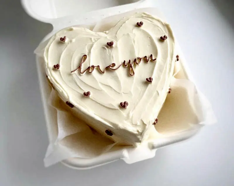 کیک قلبی ساده