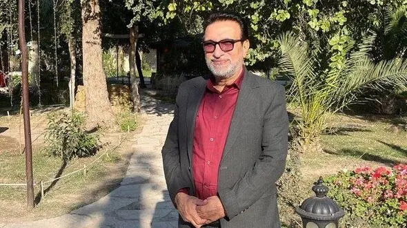 حملات به اهواز تاثیری بر فعالیت بارفروشان نداشت / جنگ خللی در تأمین میوه و تره‌بار ایجاد نکرد/ افت خرید مشتریان از دو تن به ۷۰۰ کیلو، روایت بازار از کاهش قدرت خرید مردم است