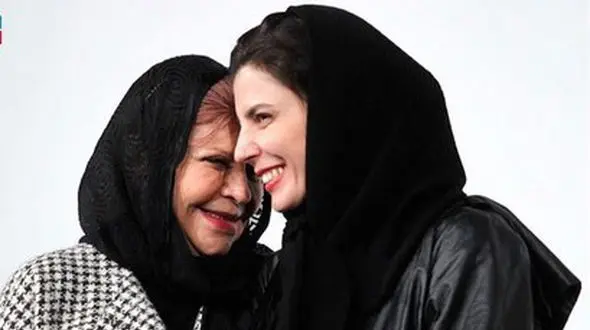 خبر خوب از کرونای لیلا حاتمی/ برای مادرش دعا کنید