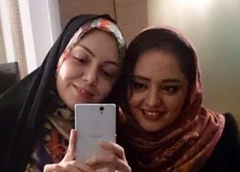 نگاهی به تیپ هندی نرگس محمدی و زنده یاد آزاده نامداری در روز تولد خانم بازیگر