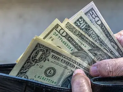 قیمت دلار آزاد امروز چهارشنبه 8 بهمن 1404 / دلار 4500 تومان گرانتر شد!