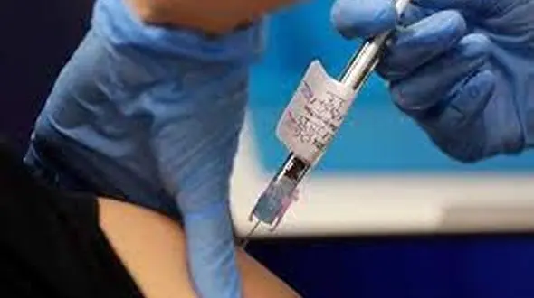 بعد از زدن واکسن کرونا باز هم باید ماسک بزنیم