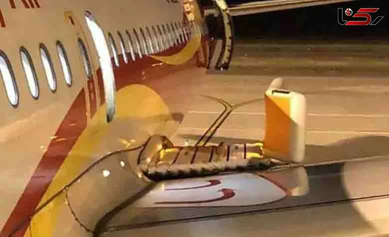 این مرد در اضطراری هواپیما را باز کرد تا خنک شود + عکس 