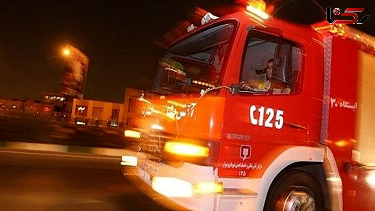 آتش سوزی انبار 2 طبقه در شیراز / بامداد امروز رخ داد 