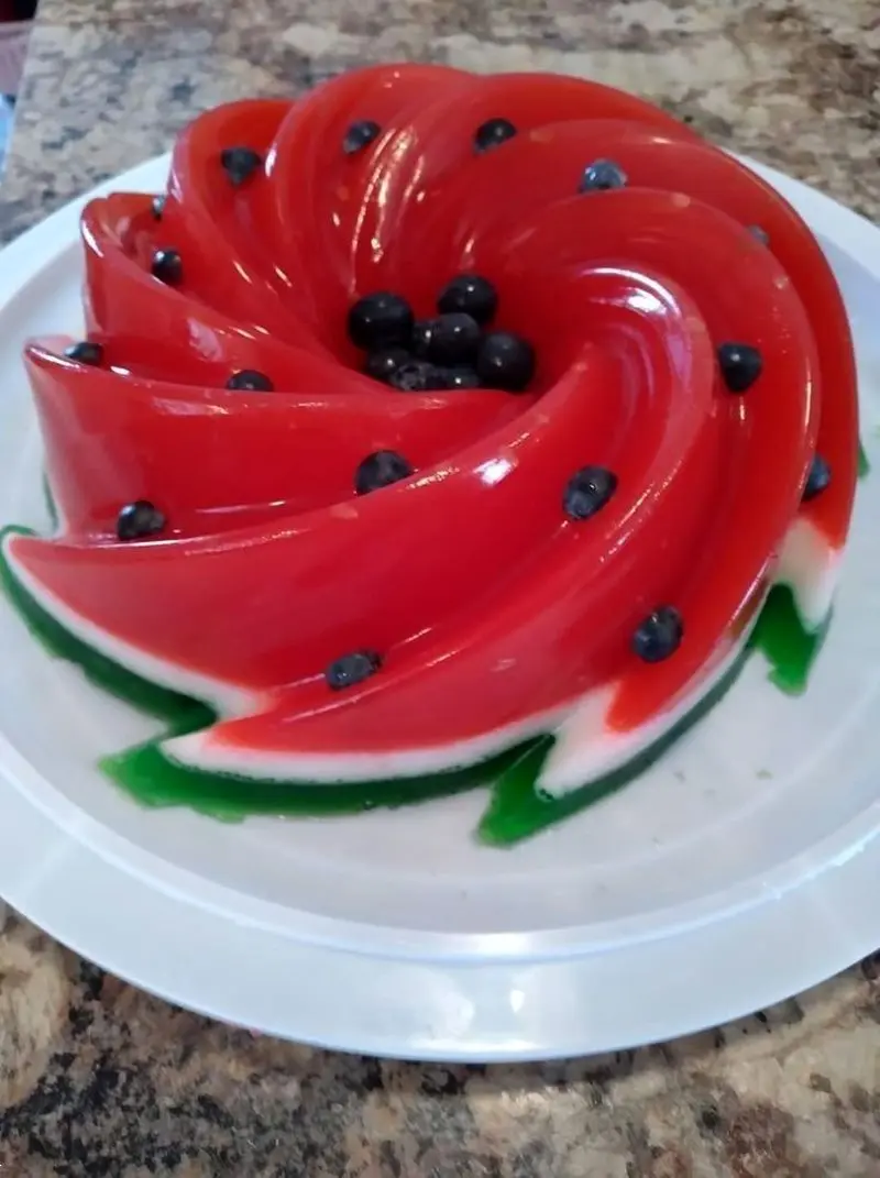 تزیین ژله شب یلدا | جدیدترین و شیکترین ایده های تزیین ژله شب یلدا ۱۴۰۴ فوق لاکچری و عروس‌پسند!