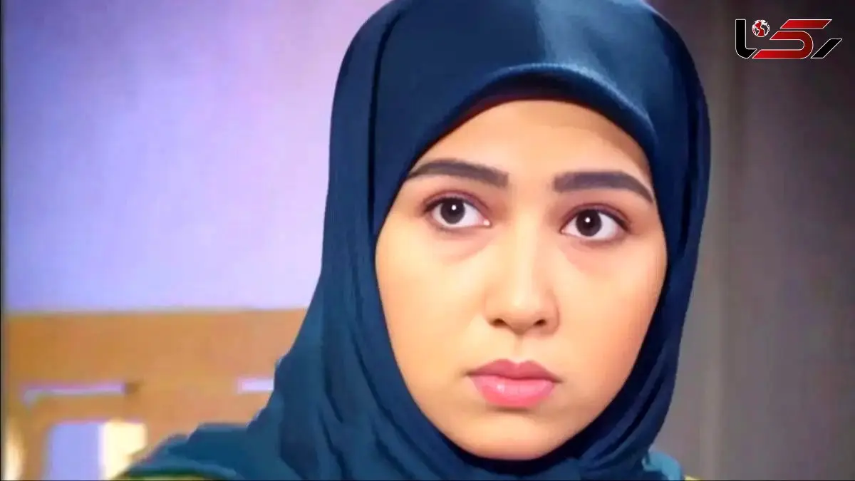 فیلم/ چیدمان شاهانه و شیک منزل معصومه کریمی، همسر مهران غفوریان در سریال «زیر آسمان شهر»/ از مبلمان مدرن و پیانو تا گل‌های روح بخش و دکوری های سنتی و هنری