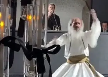 فیلم / رقص و آواز آرون افشار  در مراسم ختم لاکچری در تالار عروسی تهران /  از حلوا تا دف و نی و آهنگ آرون افشار / به کجا داریم میریم؟