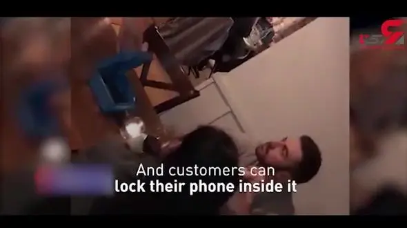 با استفاده نکردن از تلفن‌همراه خود، تخفیف بگیرید +فیلم 