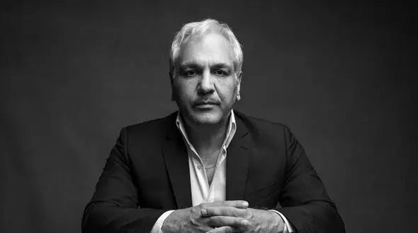 فیلم/ عاشقانه‌‌های جانسوز مهران مدیری با اشعار عبید زاکانی، با شنیدن صداش دلت آتش میگیره/ تا یار برفت صبر از من برمید...