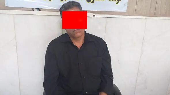 تصویر لحظه کتک خوردن دزد هفت تیرکش بانک  از مردم  وام ندادند دزد شدم + گفتگو 
