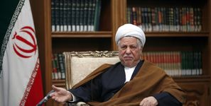 ترور نافرجام آیت‌الله هاشمی رفسنجانی؛ همسرش ناجی او شد! + عکس