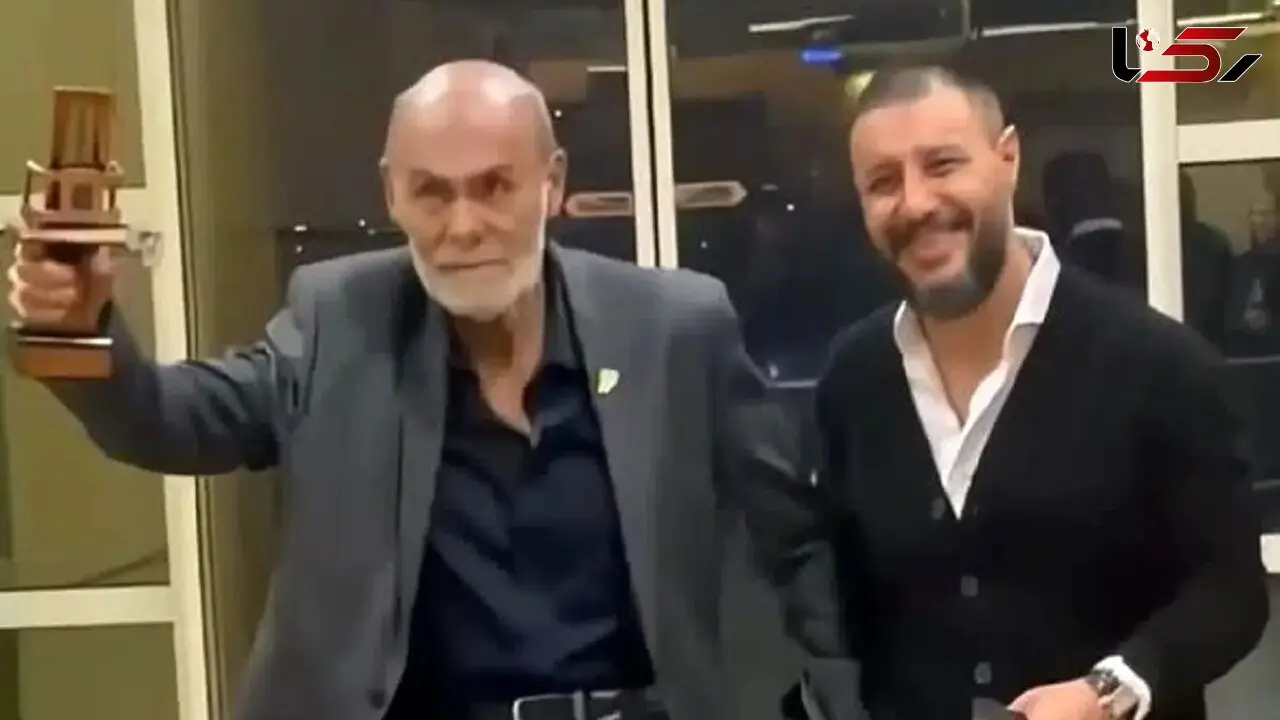 آواز معروفا؛ رقص جنجال بر انگیز جمشید هاشم پور  و جواد عزتی نخورن زمین