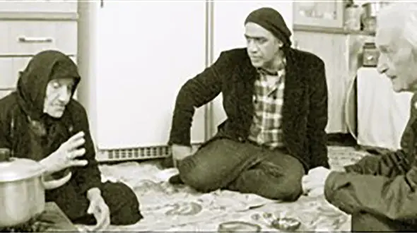  زنده به گور کردن زندانیان سیاسی در دریاچه قم / آنها را از هواپیما پایین می انداختند!