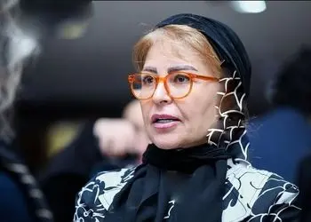 فیلم / نگاهی به  حضور بازیگران در مراسم یادبود  همایون ارشادی / از اکرم محمدی تا  مهراوه شریفی‌نیا از امین حیایی تا امین حیایی، رضا ناجی و...