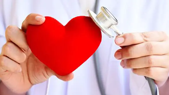 چگونه ویروس کرونا منجر به سکته مغزی و قلبی می‌شود؟