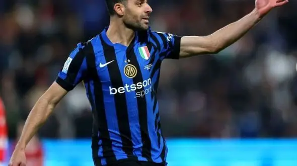 مهدی طارمی، در لیست خرید سرمربی سابق منچستر یونایتد قرار گرفت