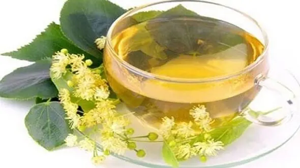 دمنوش هایی برای لطافت پوست 