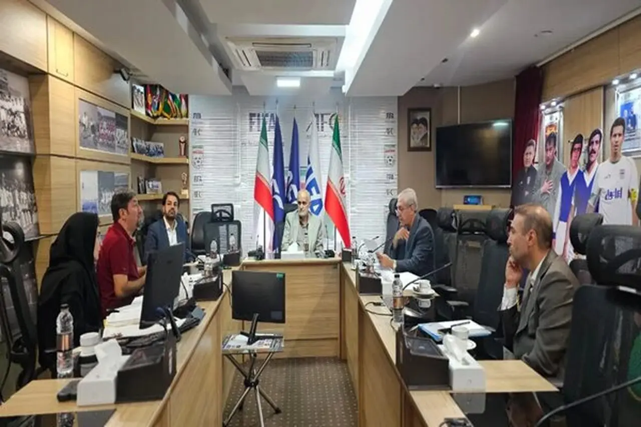 بررسی تمامی جنبه‌های حقوقی و انضباطی در باشگاه‌های فوتبال
