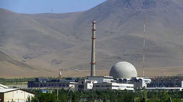 درگیری پدافند هوایی در اطراف نطنز با پرتابه های اسرائیل