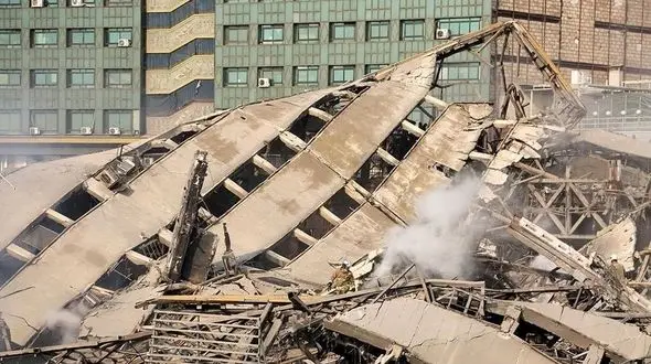 شکایت از آتش نشانان در پرونده پلاسکو / علت اصلی ریزش پلاسکو