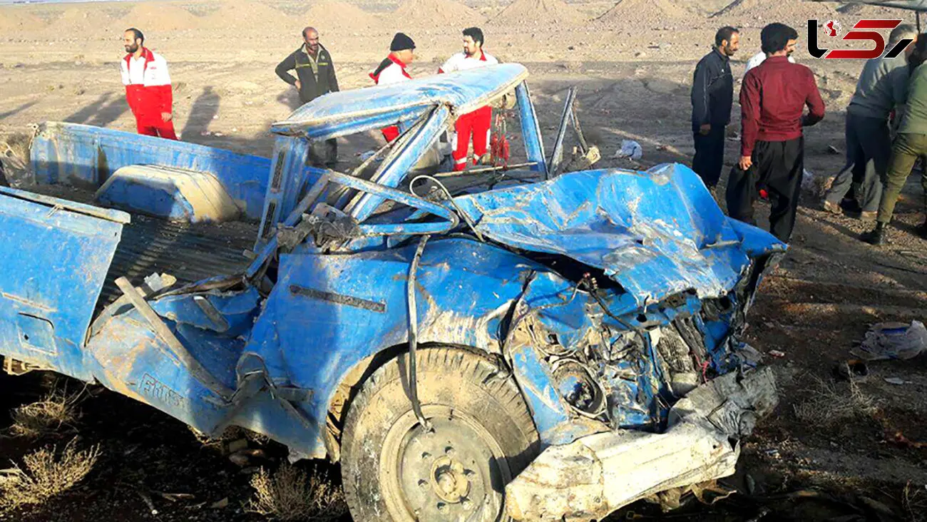 تصادف مرگبار نیسان آبی با پل آهنی در الیگودرز