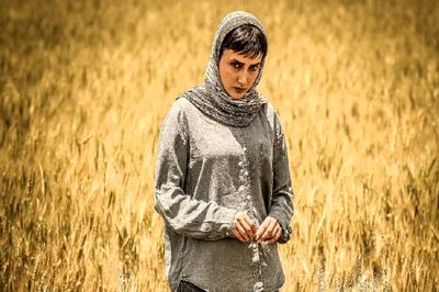 رونمایی آوا سریال شغال از مادر فوق جوانش / چه قدر شباهت بین این مادر دختر هست!