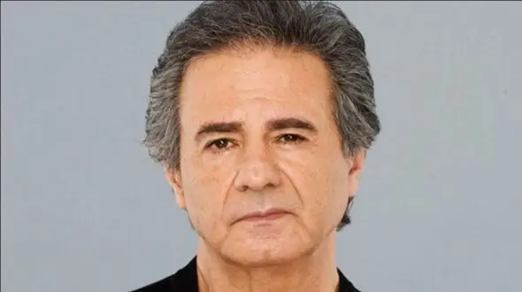 فیلم تلخ از عارف خواننده ای که درگذشت / زن جوانم عسل خانم با محمد خردادیان  سرم کلاه گذاشتند 