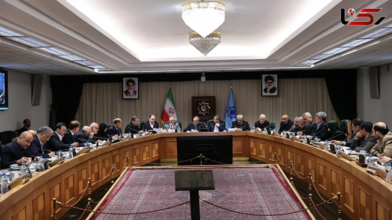دستور مهم دولت برای باز شدن گره واردات کالاهای اساسی از مرزها / پزشکیان: بروکراسی نباید معیشت مردم را گروگان بگیرد