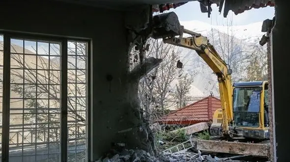 تخریب یک ویلای غیر مجاز لوکس در اوشان