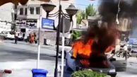 فیلم آتش سوزی پژو ۴۰۵ در خیابان بهشتی شهر آبسرد / ببینید