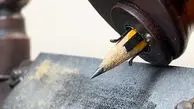 چطور دانش‌آموزان ۱۹۲۰ مدادهایشان را تیز می‌کردند + فیلم