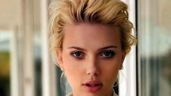 دردسر جدید برای خانم بازیگر زیبا!