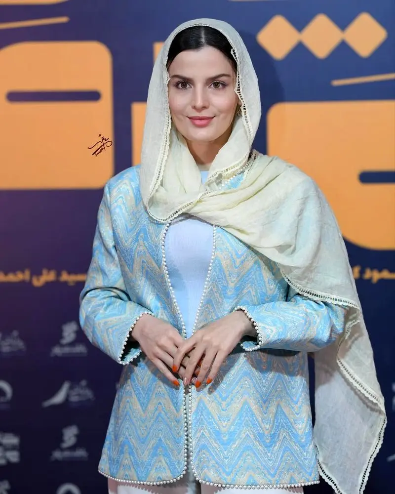 غزاله اکرمی