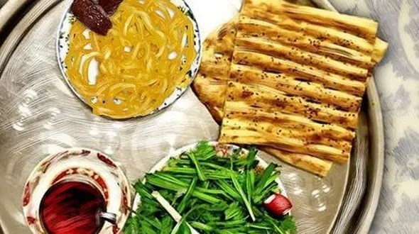 در ماه رمضان مصرف شیرینی جات را کم کنید