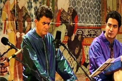 فیلم آوازخوانی پدر و پسر/صدای روح نواز شجریان ها آدم رو مدهوش خودش میکنه