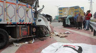 برخورد مرگبار 2 کامیون سنگین در جاده قدیم قم + عکس