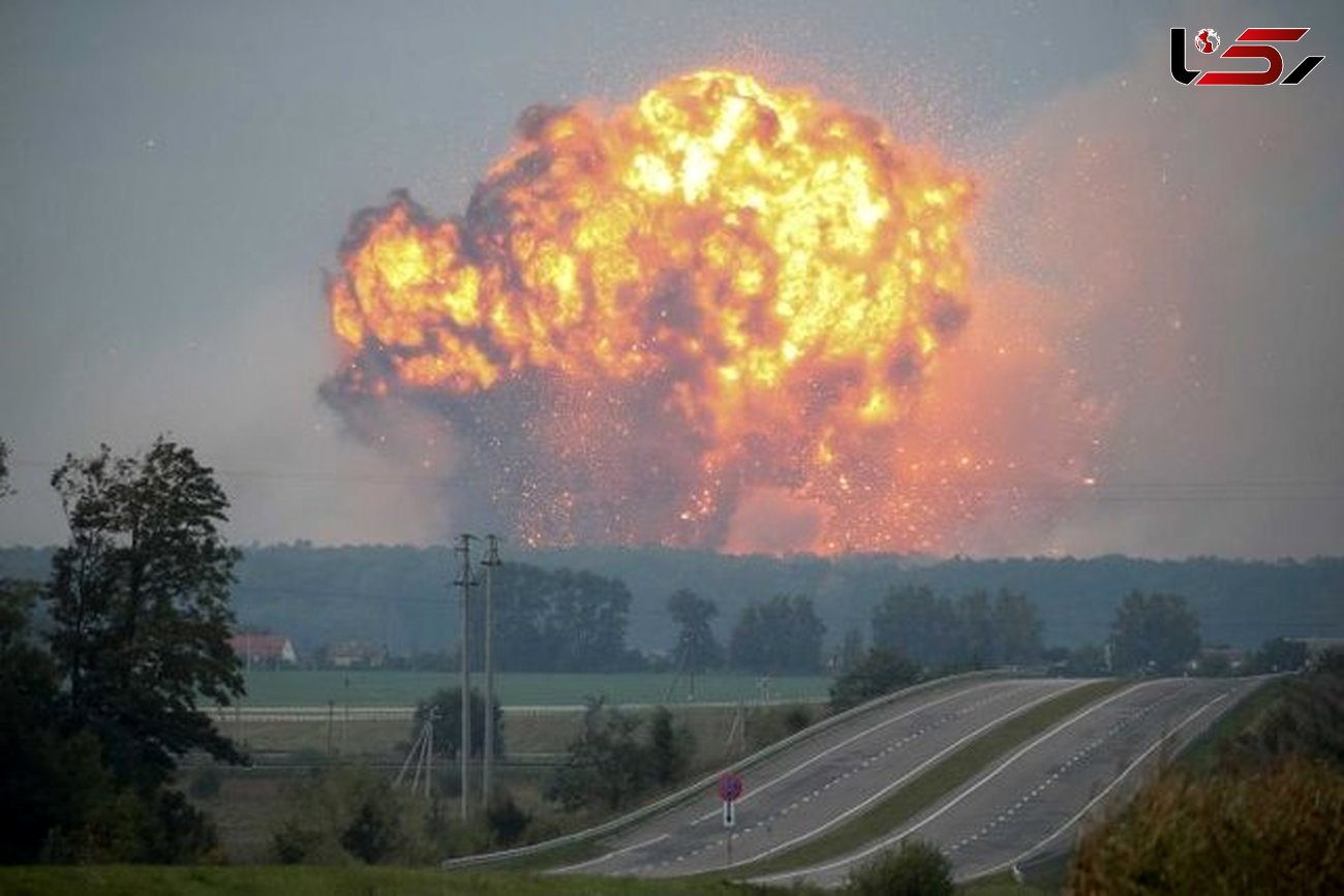 انفجار در یک انبار مهمات در مرکز اوکراین / 30 هزار تن خانه هایشان را تخلیه کردند + عکس