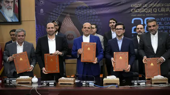  مطالعات توسعه فاز سوم میدان نفتی دارخوین به انرژی سینا واگذار شد 