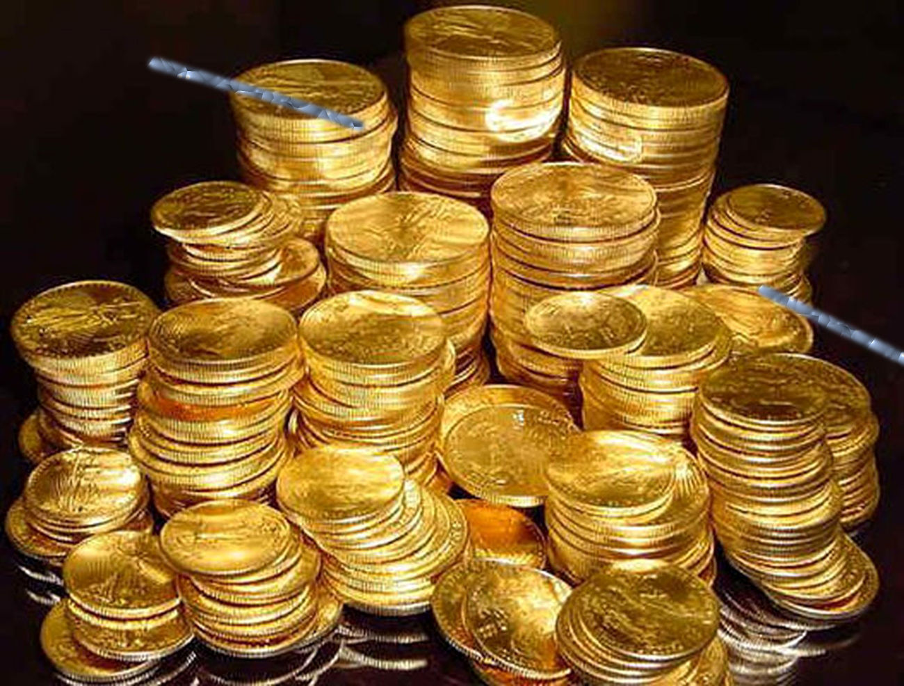 Золото станет деньгами. Монета Золотая. Золотые Монгет ы. Много золотых монет. Стопка золотых монет.