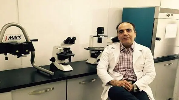 پرفسور سلیمانی: هنوز نباید نسبت به "امیکرون" خوشبین بود / تزریق واکسن تنها راه مقابله + صوت