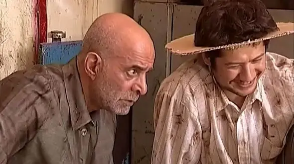 عکس| سفر در زمان؛ «آقا هاشم» 14 سال بعد سریال متهم گریخت در 74 سالگی؛ سال 98 / روحش شاد