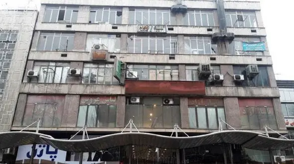 ساختمان دراکولا در تهران پلمپ می شود / علت چیست؟