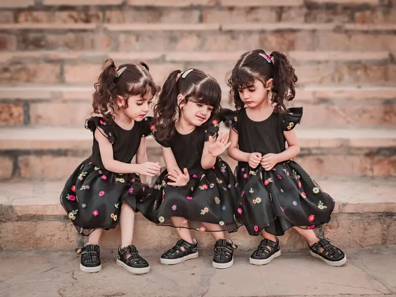 سه قلوها